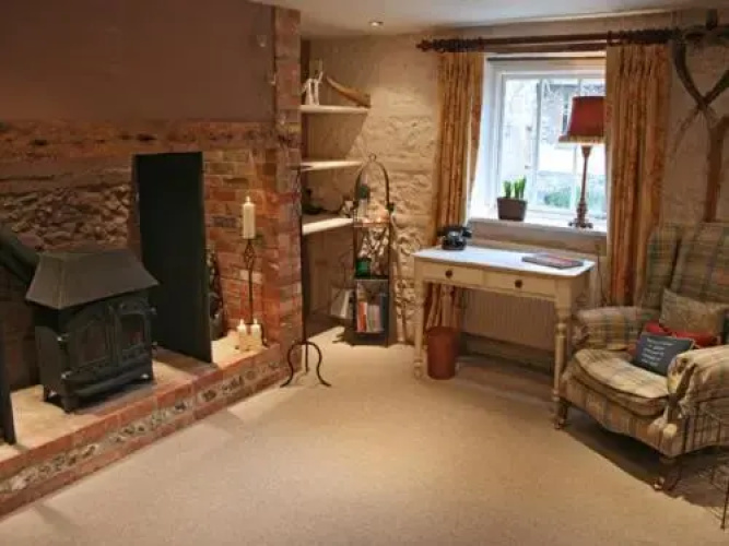 Weavers Cottage
