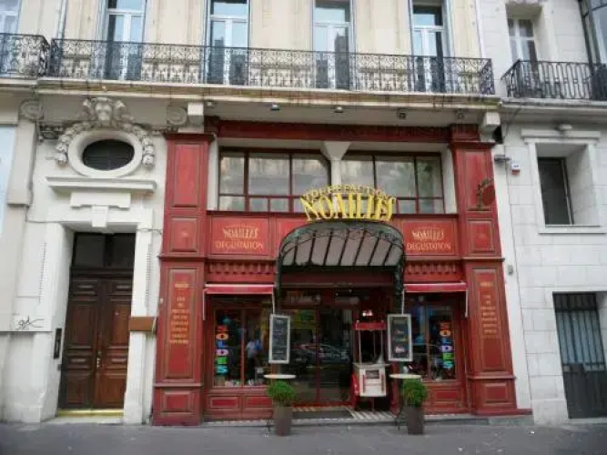 Le Casanis