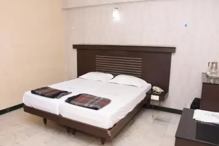 Hotel Ram Aariyas
