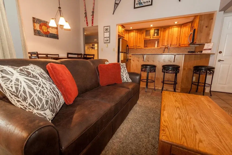 Wild Irishman #1022 - 2 Br Condo