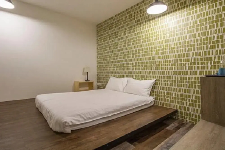 9729 Hostel