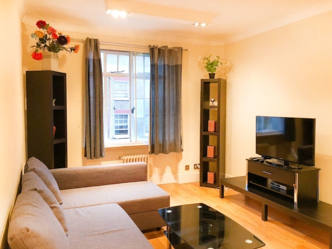 Marble Arch Apartment