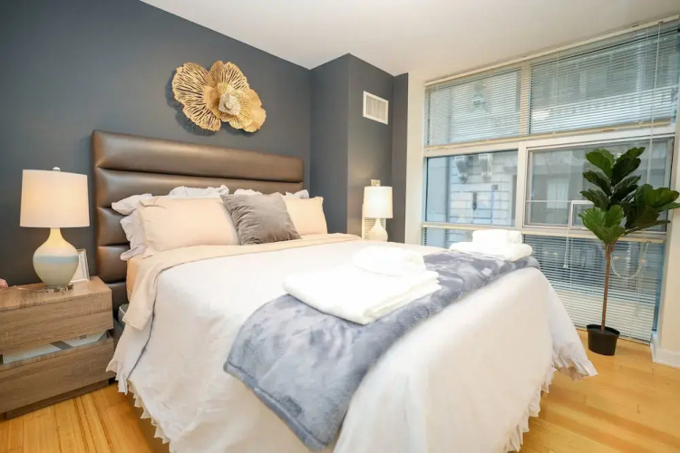 100 Walkscore Boston Commons Condos by Barsala