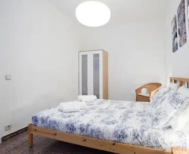 Enzo B&B Montjuic