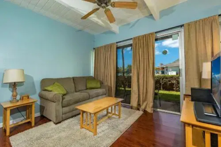 Kihei Bay Surf #109 - Studio Br Condo