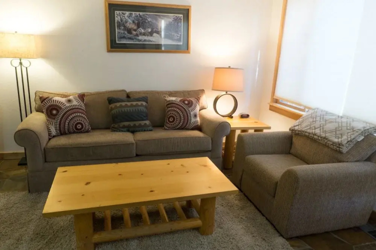 4083 Ski Trails