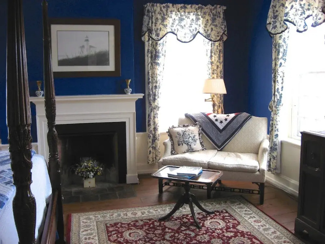 Hickory Ridge House