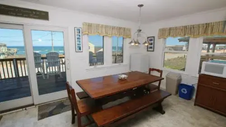A&M South - 5 Br Home