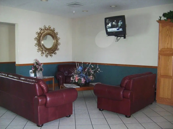 Astoria Inn