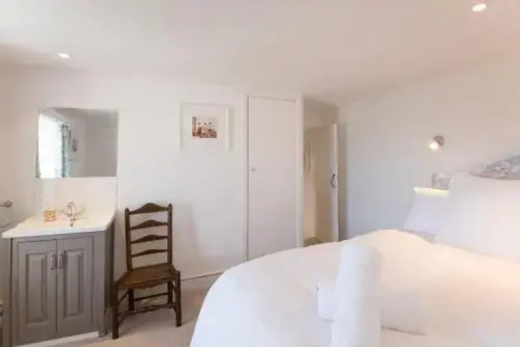 Camellia Cottage