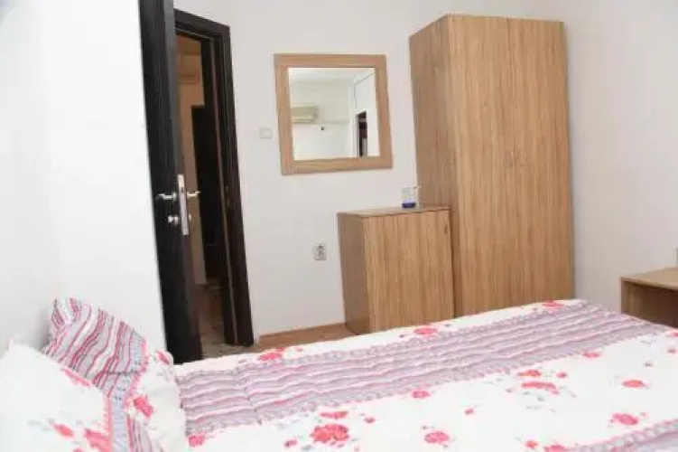 Burgas Rooms And Studios