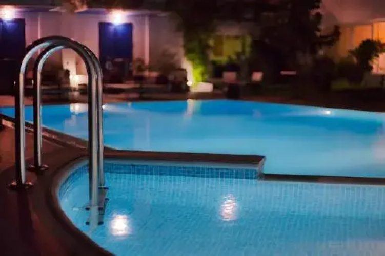 Limni Hotel