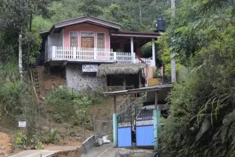 Rustle Hill Home Stay-Ella