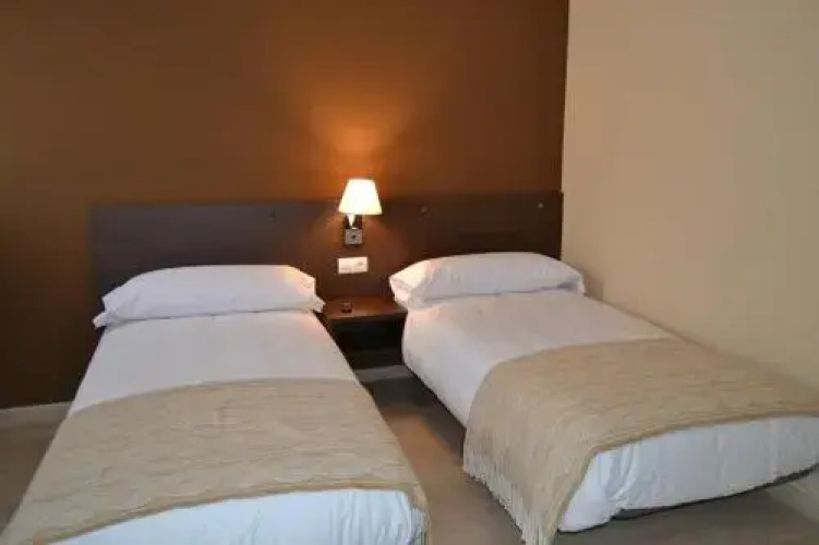 Pension-Albergue Lemos
