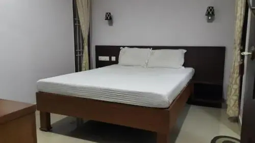 Nest Budget Hotel