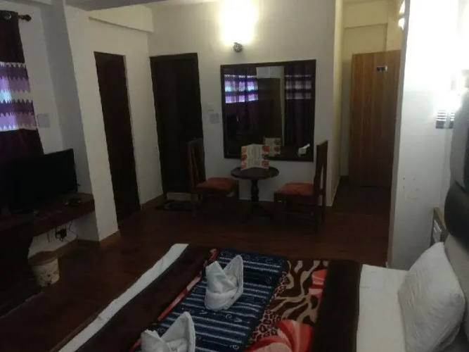 Hotel Laljee