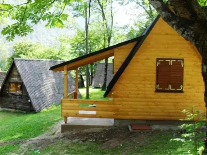 Camp Borasnica Bungalows