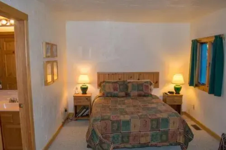 Woods Child - 2 Br Cabin