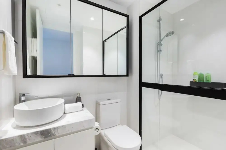 ESTHER, 2BDR South Yarra Apartment