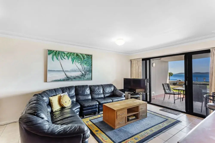 Florentine Unit 2, 11 Columbia Close