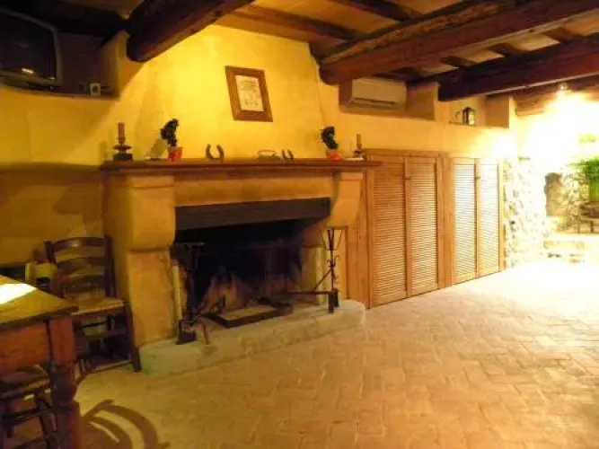 Borgo Di Ceri B&B