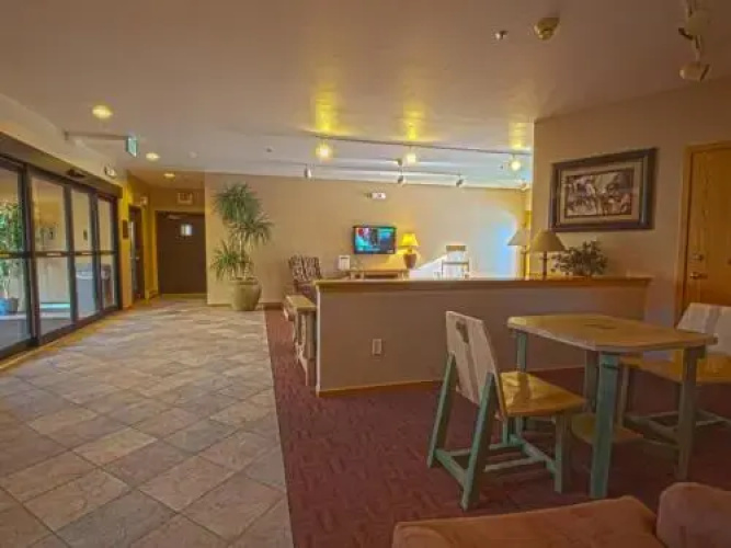 River Bank Lodge 2924