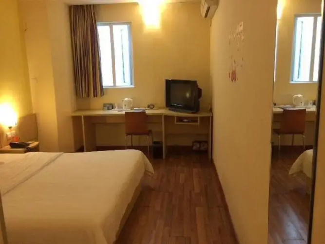 7 Days Inn Heping City Square