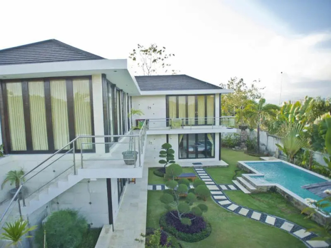 Bali White Villa