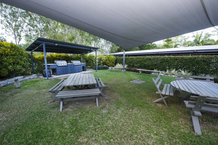 Canopy Chalet 12