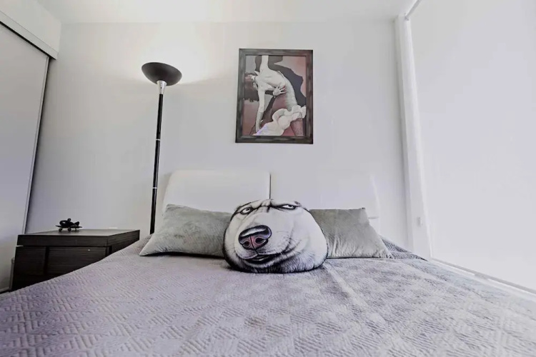 2 Storey Downtown Townhouse