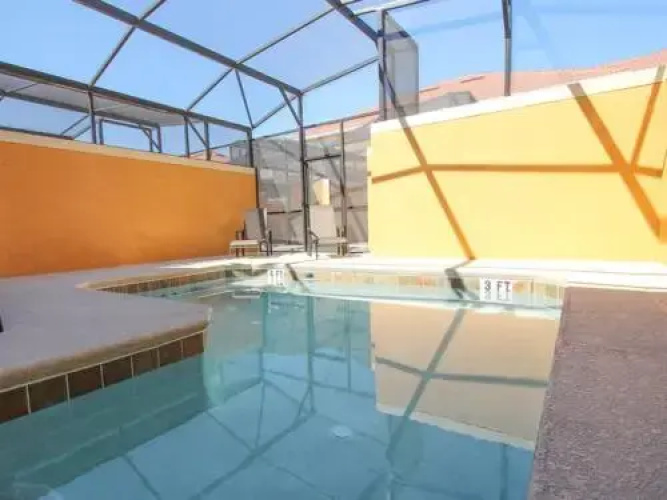 Bismarck Palm Townhome 8929