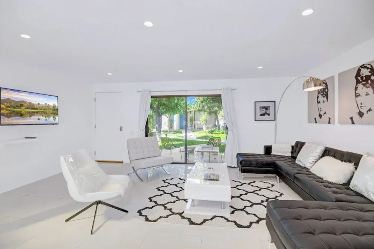411 West Arenas Road Condo Unit 7 by RedAwning