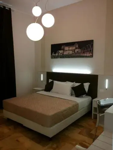 Esquire Inn Roma