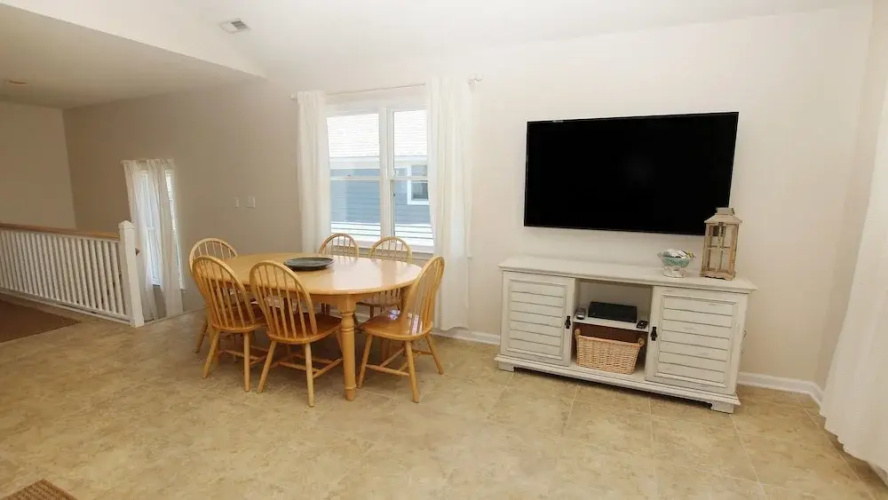 All Waves Dreaming 1037 - 4 Br Home