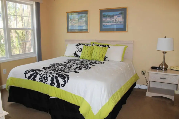 322 Cypress Bend