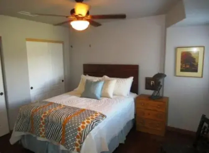 Willow Manor