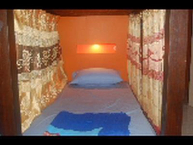 Bed 'n' Bar Hostel