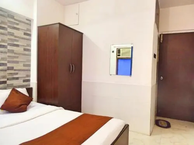 Hotel Twinkle Residency