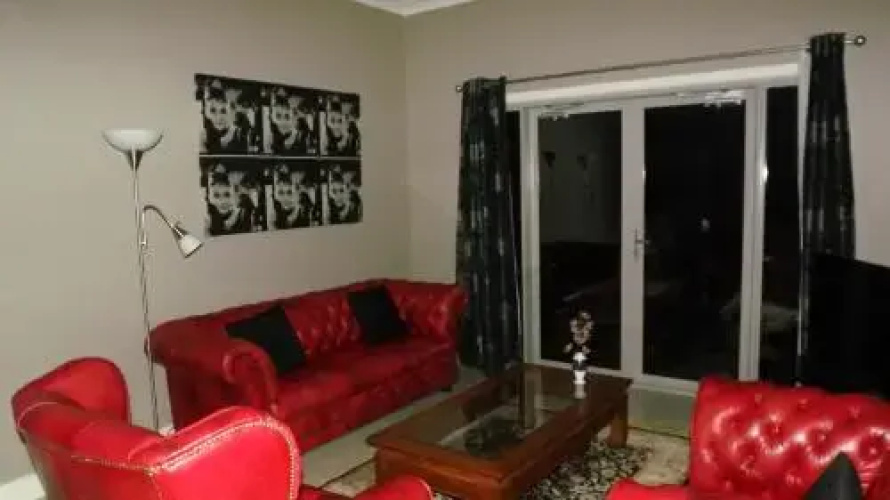 Barkly Suites Apartments