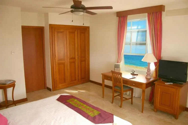 South Point Hotel