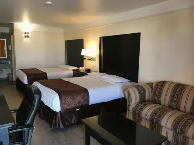 Texas Inn and Suites at La Joya
