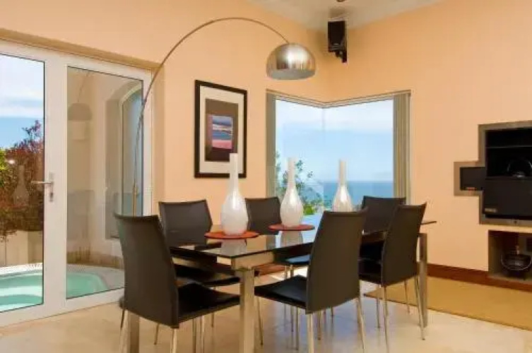 Azure View Luxury Apartment