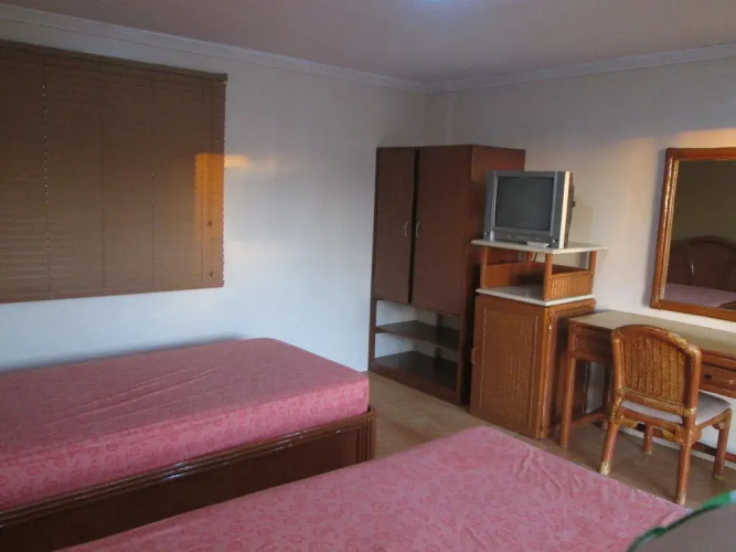 Evelyn's Place