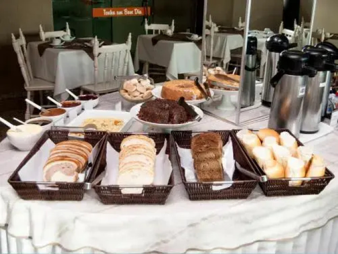 Alcacer Hotel