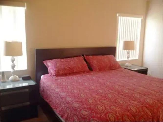 Gone 2 Florida Vacation Homes