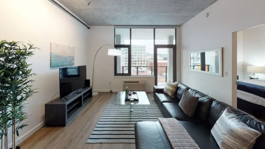 100 Walkscore Backbay Condos by Barsala