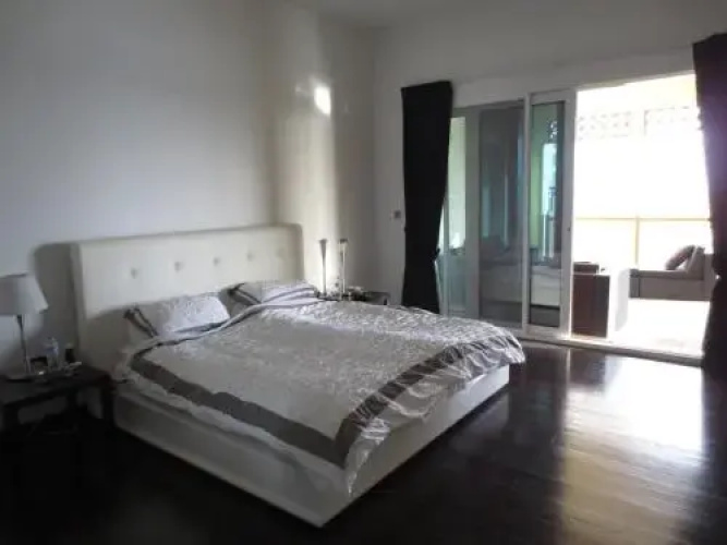 Yanjoon Holiday Homes - Marina Residence