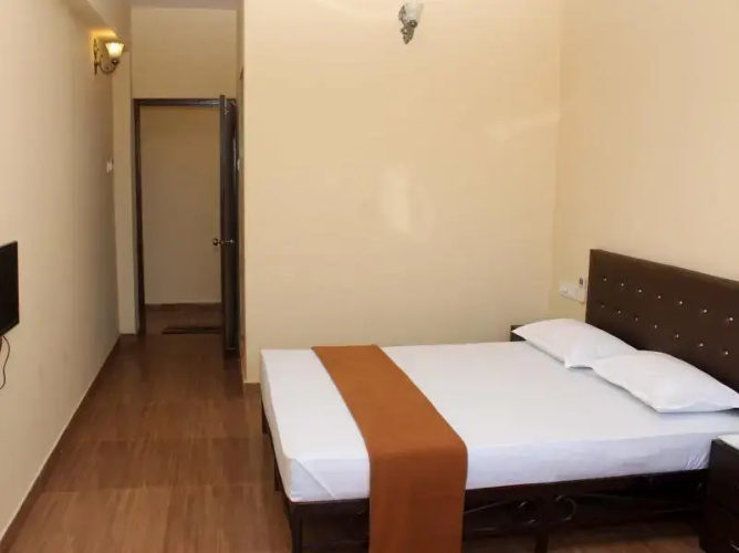 Amoura Guest House
