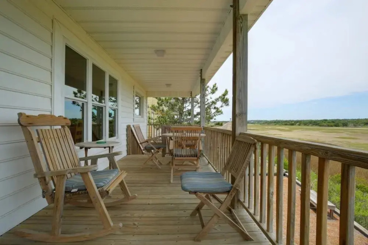 Libby's Lookout 4 Bedroom Home by RedAwning