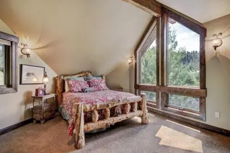 3Peaks River Retreat